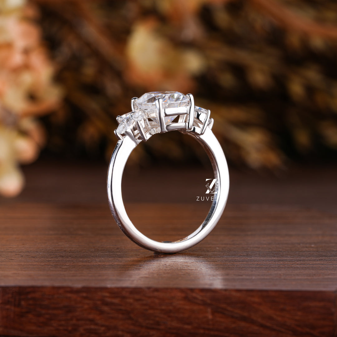 Oval Moissanite Ring