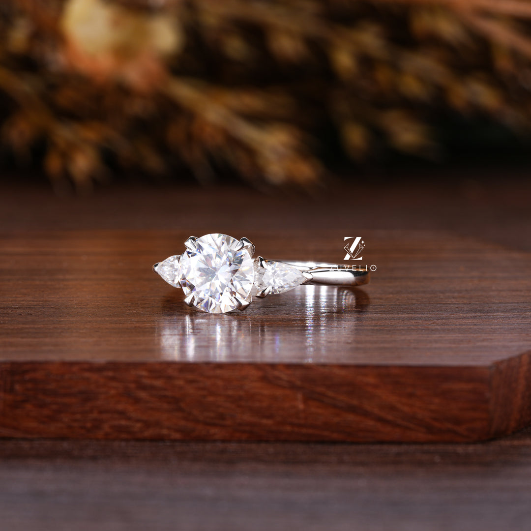 Round Cut Moissanite Ring