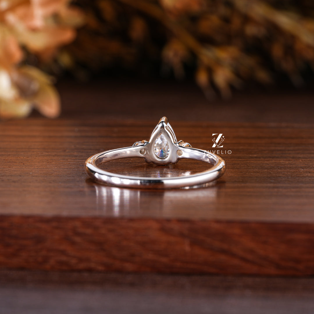 Pear Cut Wedding Ring